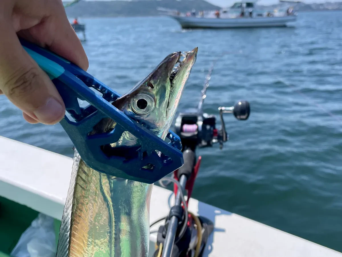 ショップ 釣り船【フル装備 即釣りに行けます！】